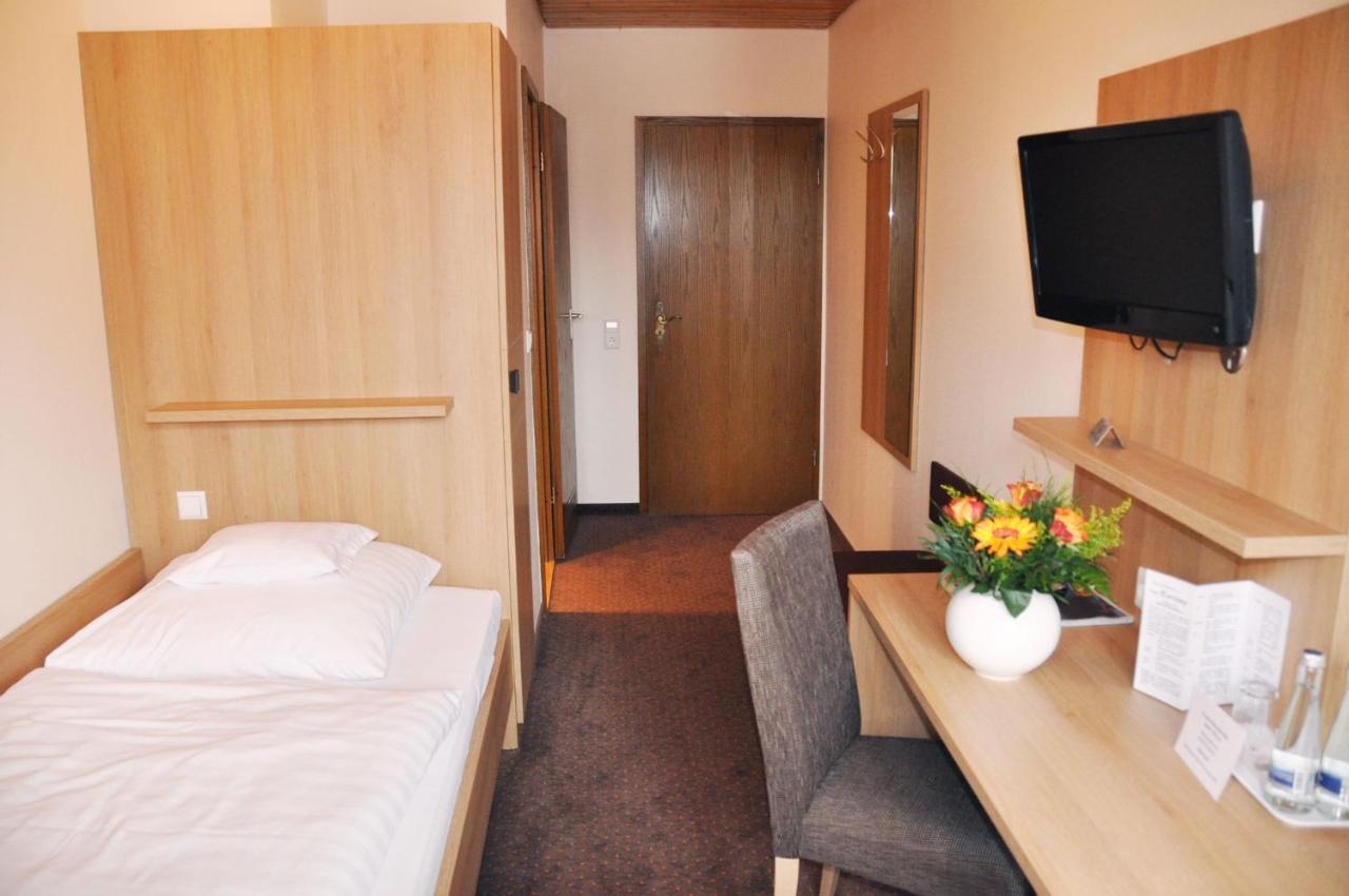 Hotel Fortuna Stockach Bagian luar foto